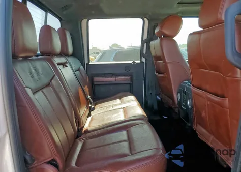 2012 Ford F350 Super Duty z USA, uszkodzony, nr VIN 1FT8W3DT1CEC81630